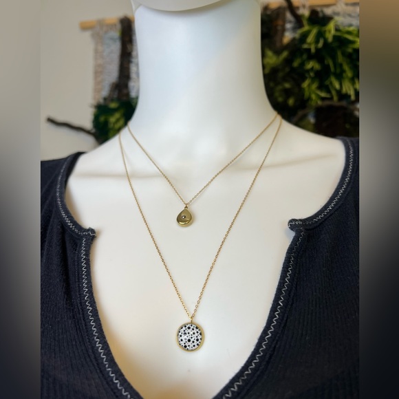 Black and White Polka-dot Pendant Necklace - Elegant Minimalist Layered Necklace - Picture 16 of 16